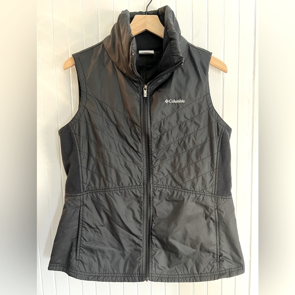 Columbia Vest